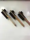 High-quality household three-sided shoe brush, natural wooden long-handled shoe brush, shoe care brush, wholesale at Xu Shengyou Department Store Application Scenario